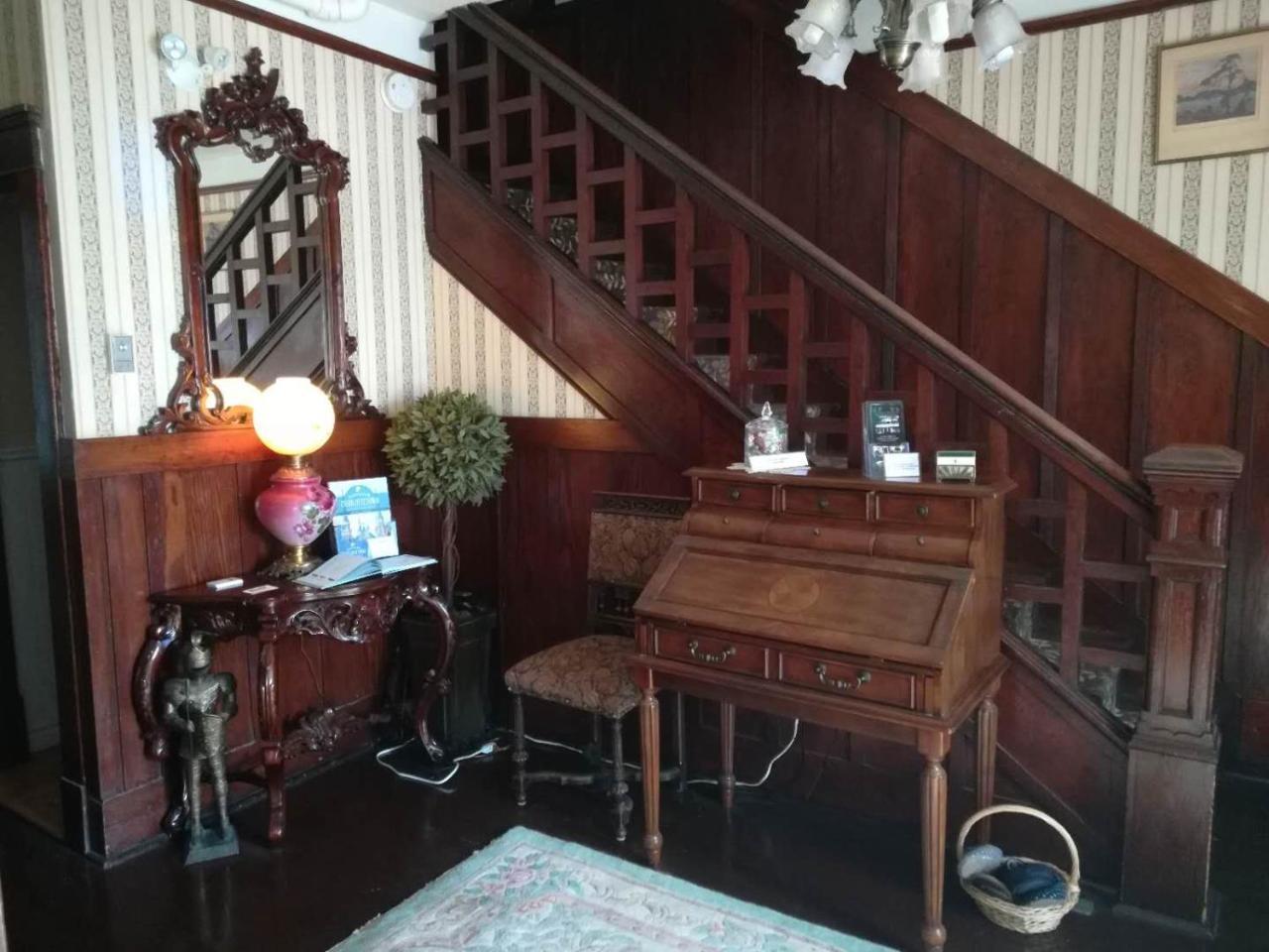 Colonial Charm Inn Charlottetown Buitenkant foto